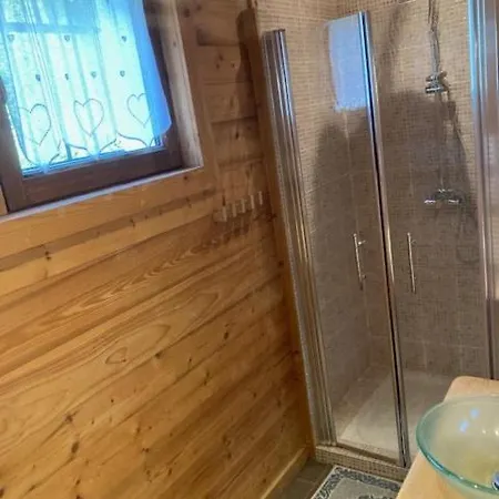 Spacious 2 Bedroom With Terrace * שאמוני